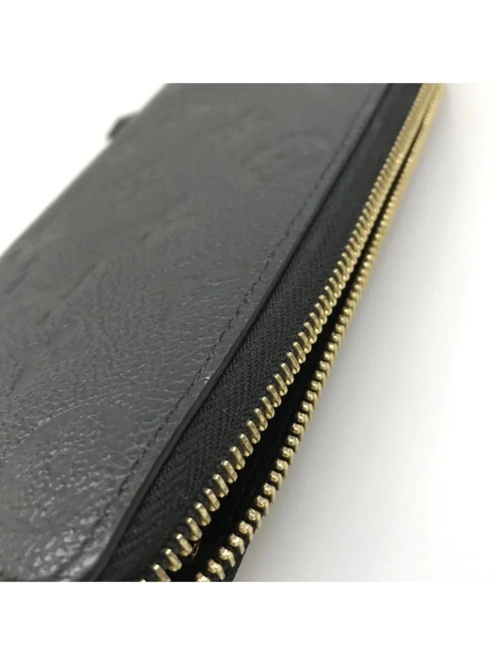 Louis Vuitton Wallet Zip Around Black